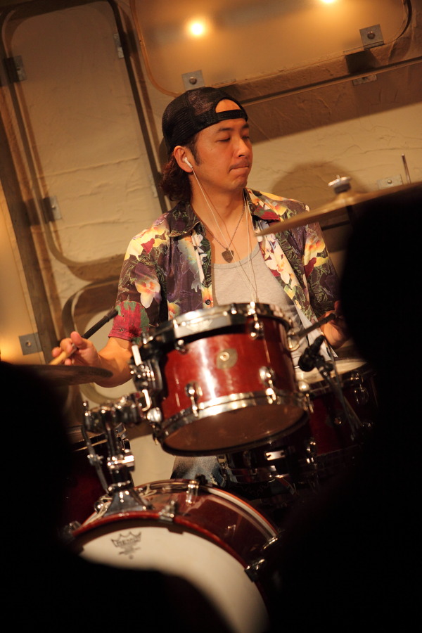img0017.jpg